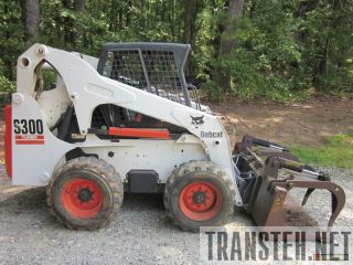 2002 BOBCAT S300   -  6800  