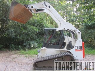 2005 BOBCAT T300 -    8400  