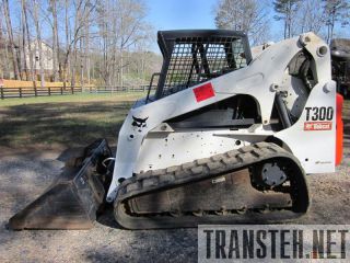 2006 BOBCAT T300  -  9000  