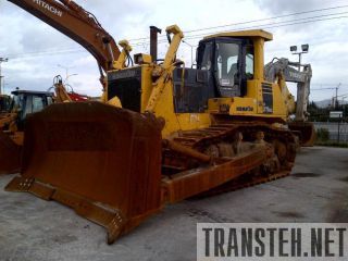  Komatsu D 275AX 