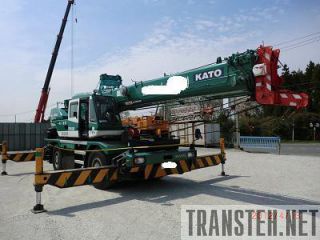  Kato KR25H-V7. 