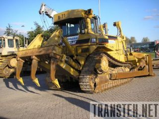  Caterpillar D7R 