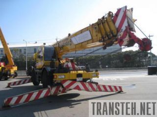  Kobelco RK-350. 