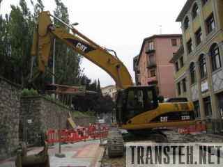   Caterpillar 323 DL 