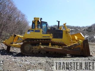  Komatsu D275AX-5EO 