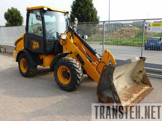   JCB 406 