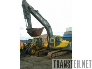   Volvo EC240 -