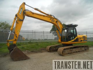    JCB JS220LC  
