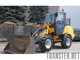   VOLVO - L25B  