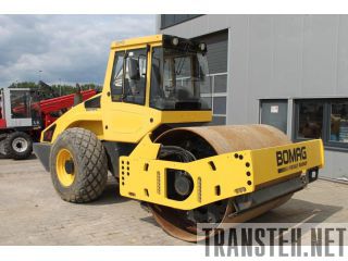  Bomag BW 211 D-4-  