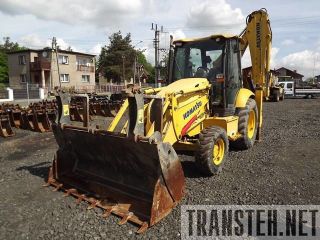 - KOMATSU WB93R-5 
