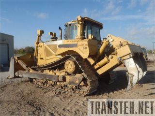    Caterpilar D8 -