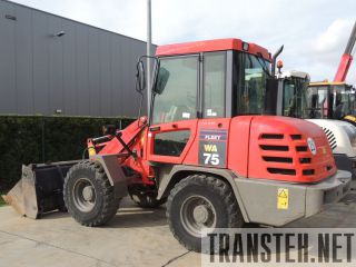   Komatsu WA75-3 -