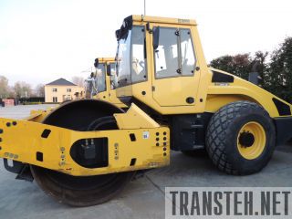   Bomag BW211D-4 