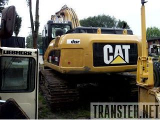      Caterpillar -