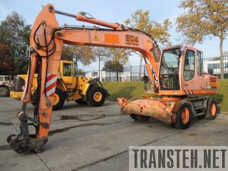   Liebherr A904C 
