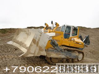    Liebherr PR764 -