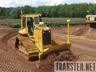    Caterpillar D5 -