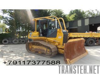    Komatsu D61 -