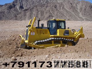    Komatsu D155AX-6 -