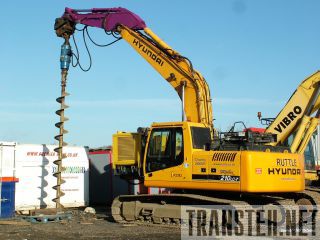       Komatsu PC200-8     