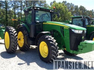  JOHN DEERE 8235.  . 