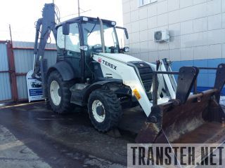   Terex TLB 825 