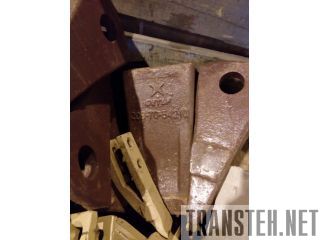  209-70-54210    Komatsu PC650 -