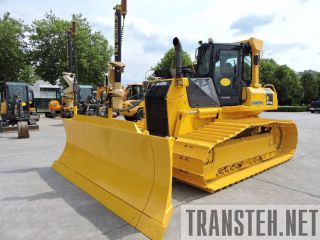    KOMATSU D61PX-12 -