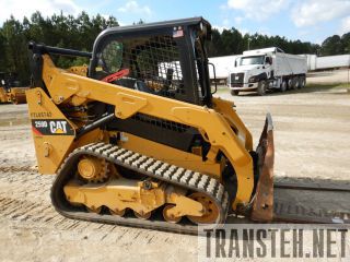   Caterpillar 259D -