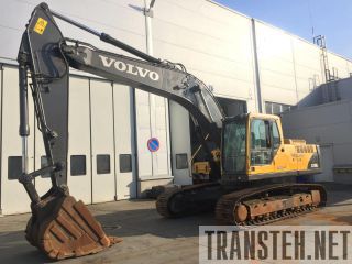   Volvo EC240B  