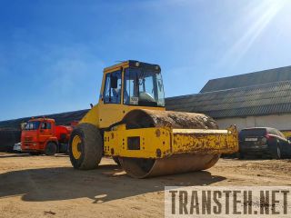 BOMAG BW213D-40    -