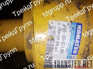 195-30-07130   (Carrier roller) Komatsu D375A 