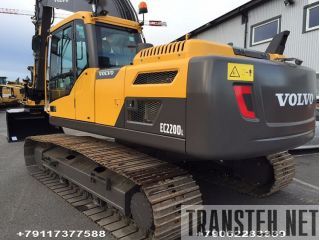    VOLVO EC220DL -