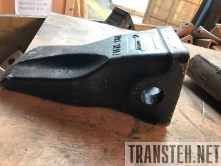  61QA-31310   Hyundai R380 -