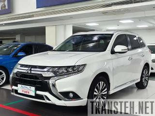 Mitsubishi Outlander 2020 2.4L 4WD Premium Edition 5 Seaters 